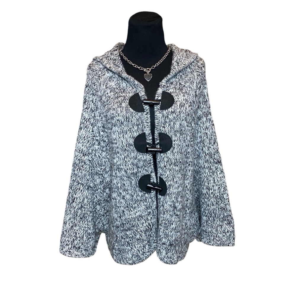 BCBG MAXAZRIA Hooded Cape Poncho  Sweater Cardigan Mohair Wool Size Medium